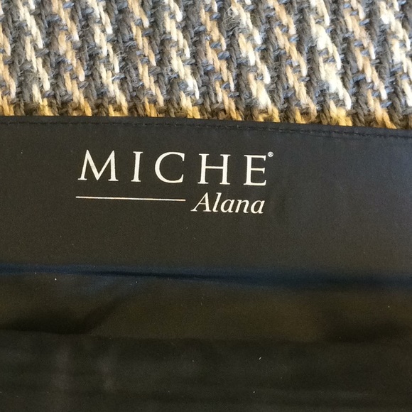 FINAL SALE PRICE Miche Neutral Shell Cover Set in Black & Brown - Picture 9 of 10